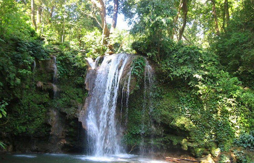 Garud Chatti Waterfall