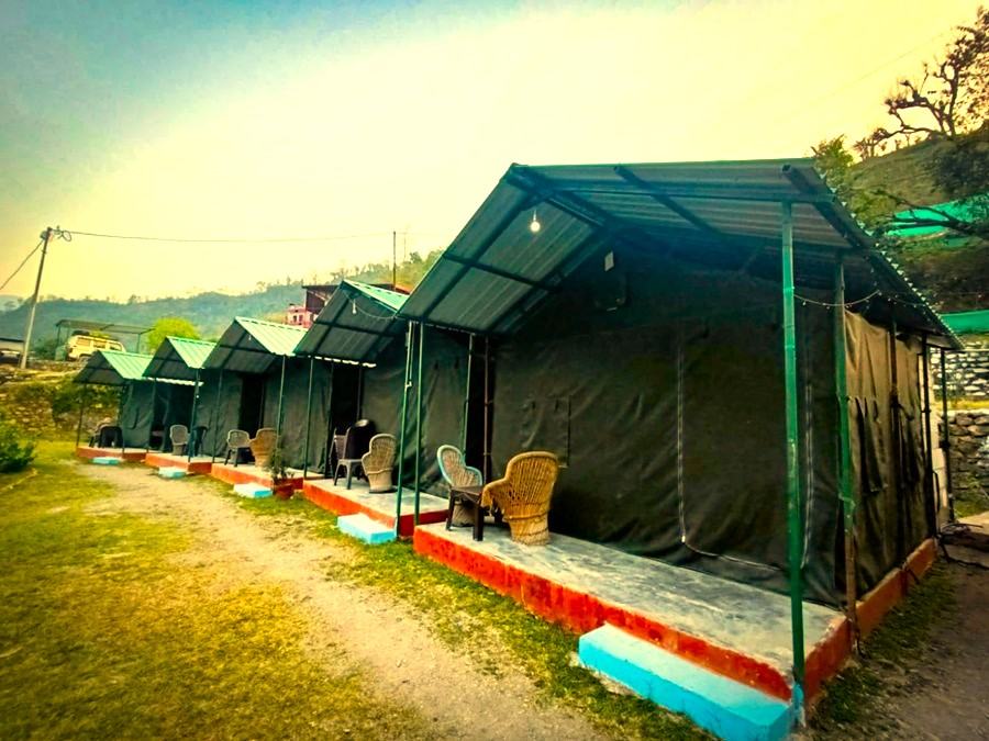 Shivpuri River Side Budget Camp
