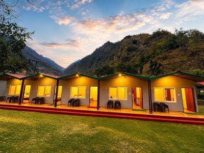 AC Cottages Crossfire Camp