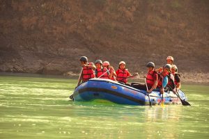 Marine Drive to Shivpuri Rafting