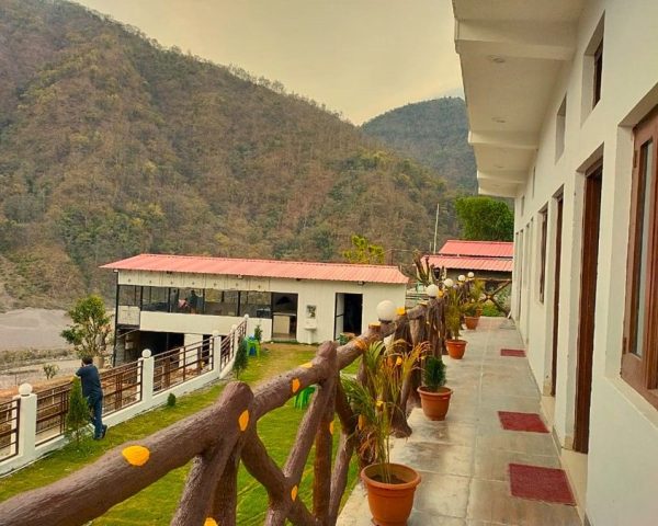 Luxury Cottages in Shivpuri