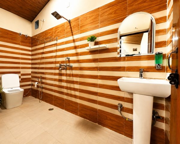 crossfire_cottages_washroom1_1
