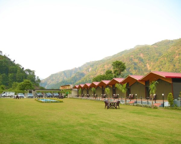 Village Resort Shivpuri Rishikesh Lawn